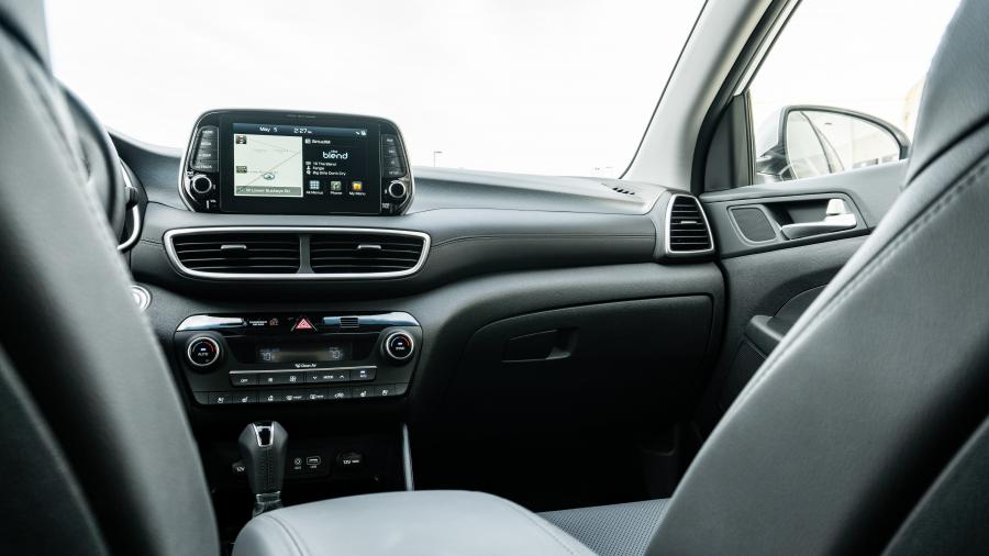 Интерьер Hyundai Tucson (TL) 2018 года  (NA) (фото 12 из 27)